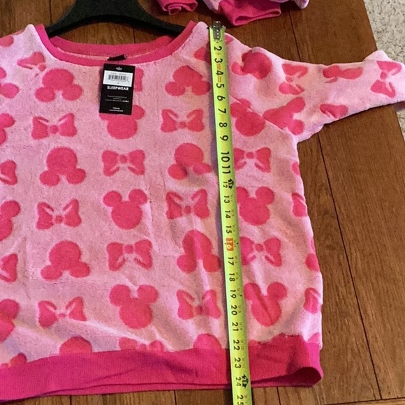 Disney Cozy Fleece Pajama Set Pink Minnie Mouse NWT❗️ - Picture 9 of 16